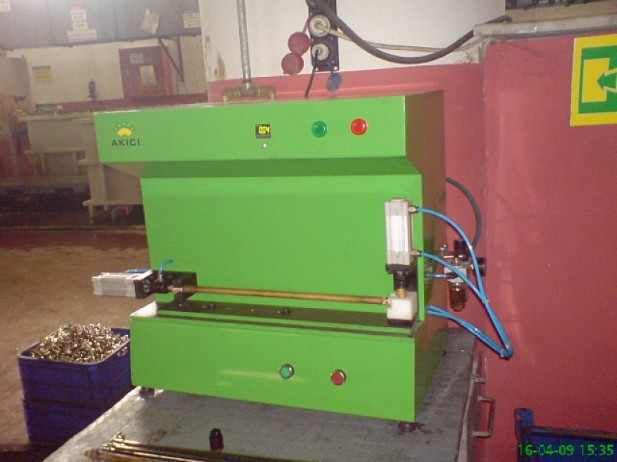 UZATMA-BORUSU-TEST-MAKINASI